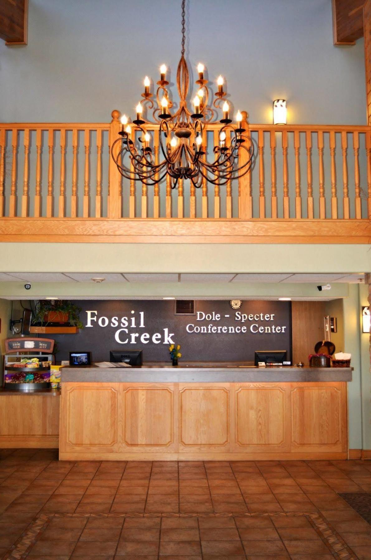 Fossil Creek Hotel & Suites Russell Zewnętrze zdjęcie